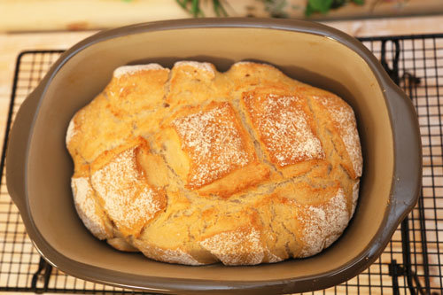 Thermomix Weizen-Joghurt-Brot im Ofenmeister von oben