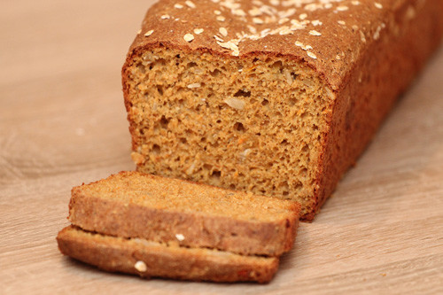 Pampered Chef Dinkel-Möhren-Brot
