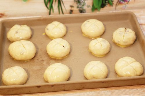 Pampered Chef Milchbrötchen mit Rosinen