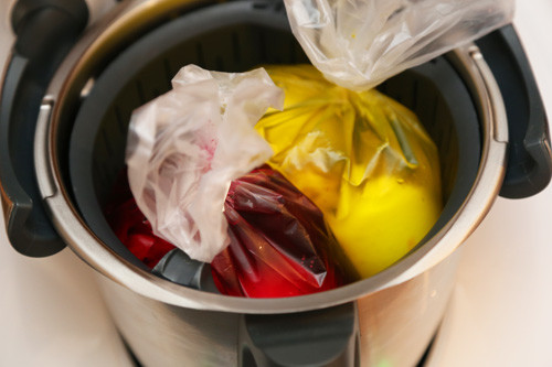 Thermomix Eier färben